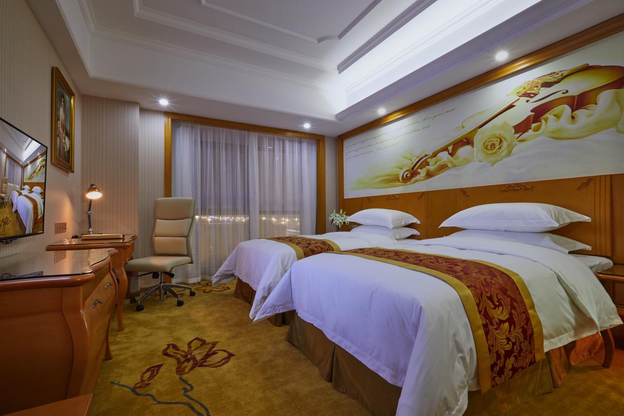 Venus International Hotel Shanghai South Shenjiang Road מראה חיצוני תמונה