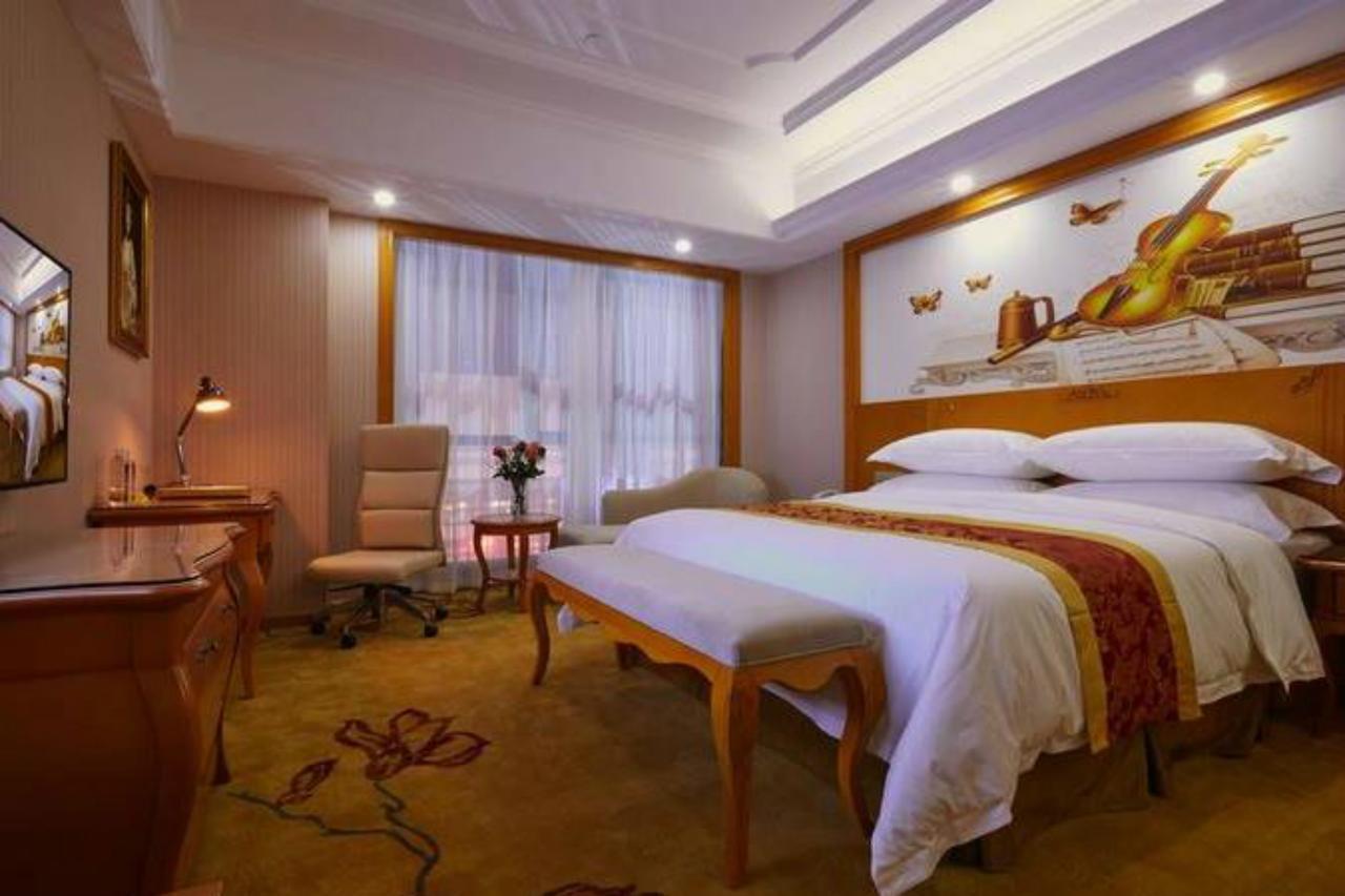 Venus International Hotel Shanghai South Shenjiang Road מראה חיצוני תמונה