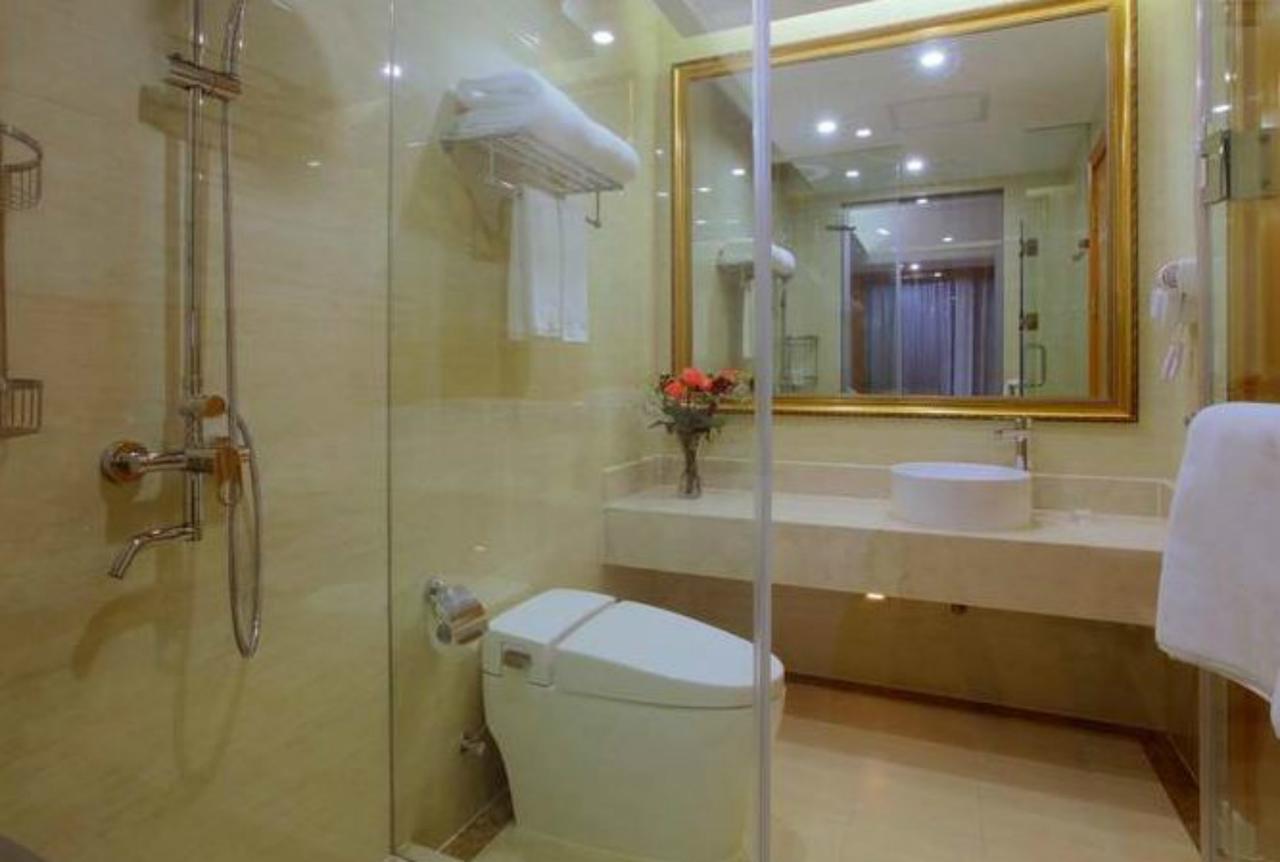 Venus International Hotel Shanghai South Shenjiang Road מראה חיצוני תמונה